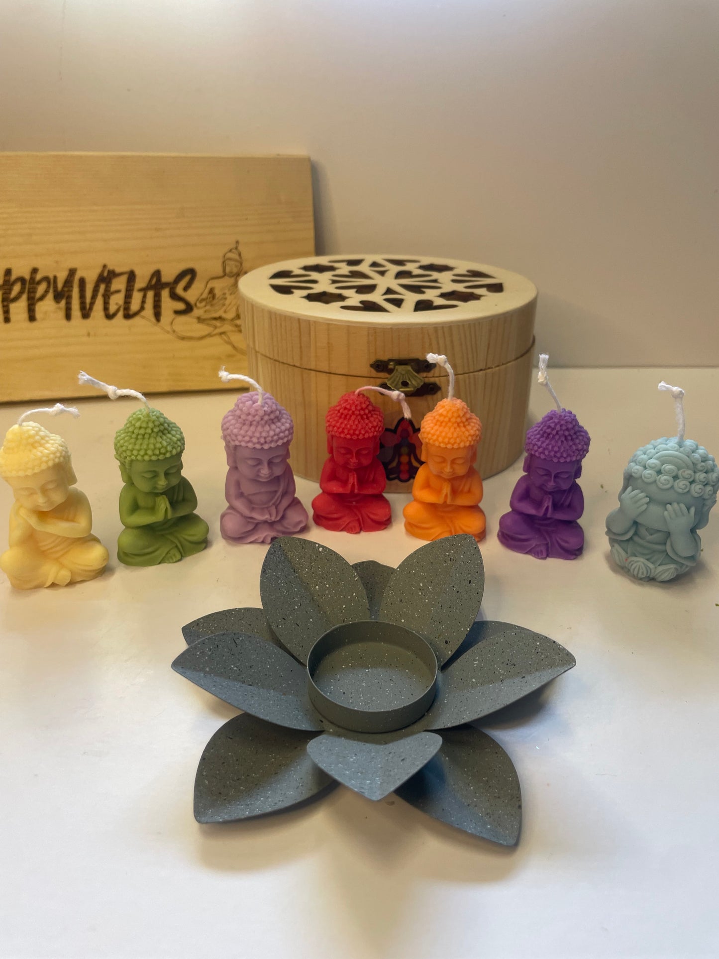 Set Budas Chakras con Baúl Ritual y Flor de Loto