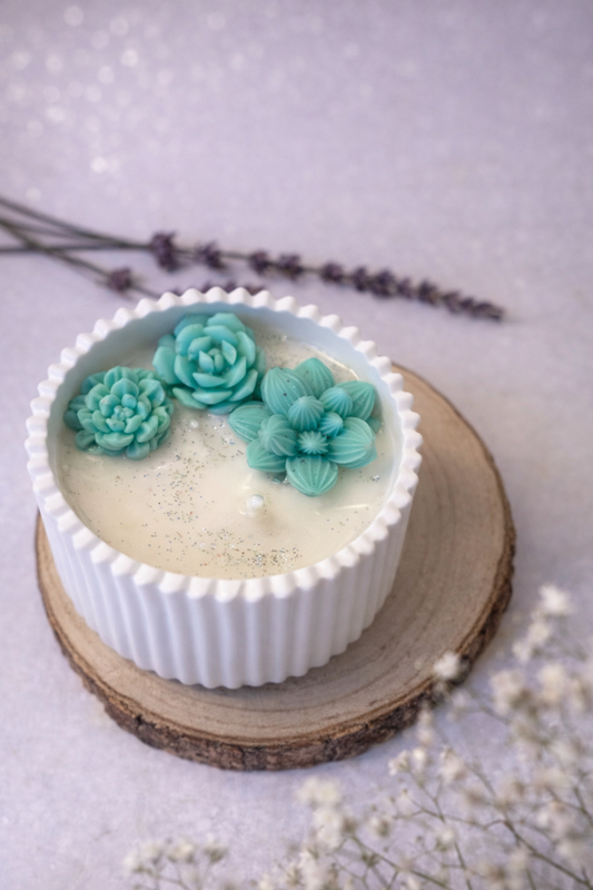 Vela Floral Serenity